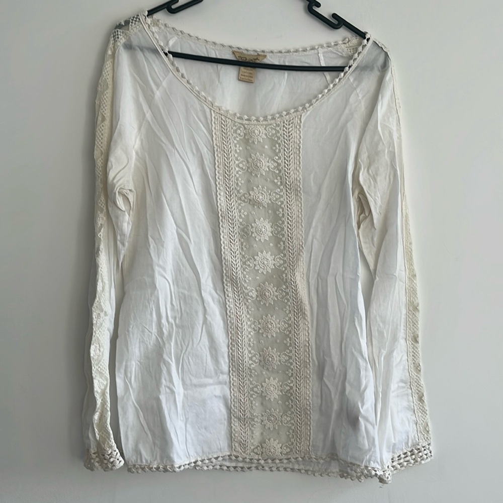 100% cotton and crochet semi sheerer blouse size small